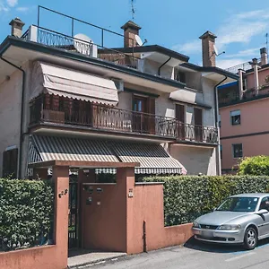 https://venice-vacation-house.hotelslidodijesolo.com